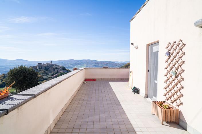 Image No.16-2 Bed Apartment for sale
