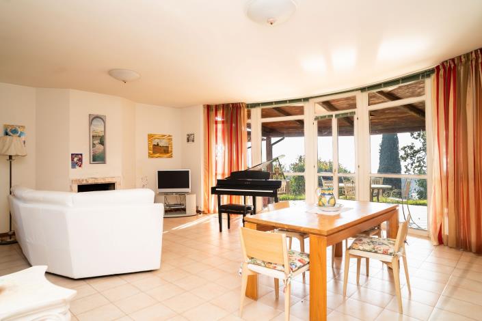 Image No.6-3 Bed Semi-Detached for sale