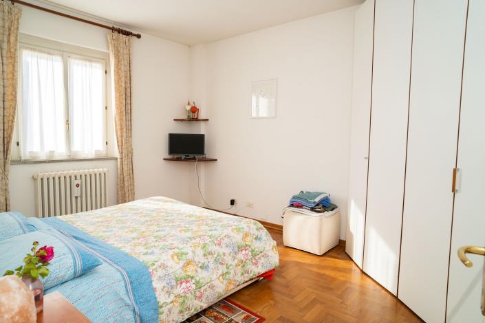 Image No.17-3 Bed Semi-Detached for sale