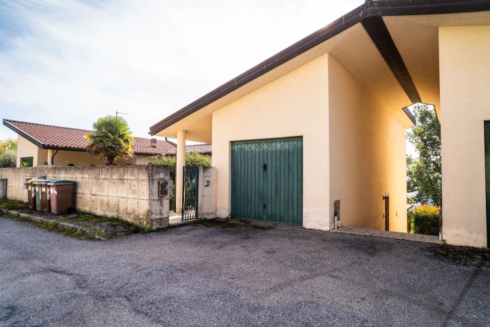 Image No.22-3 Bed Semi-Detached for sale
