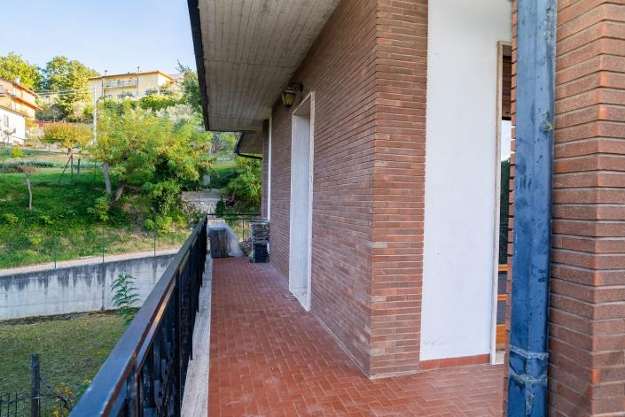 Image No.22-5 Bed Villa / Detached for sale
