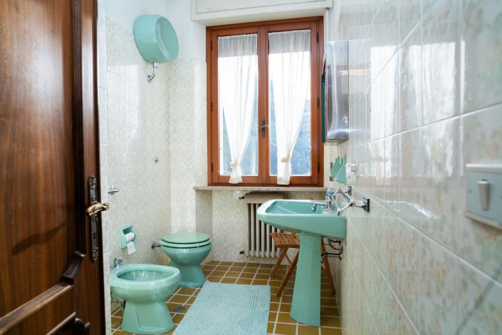 Image No.38-5 Bed Villa / Detached for sale