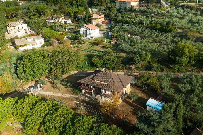 Image No.42-5 Bed Villa / Detached for sale