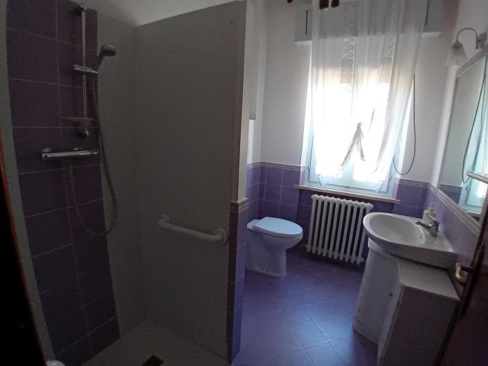 Image No.11-3 Bed Villa / Detached for sale
