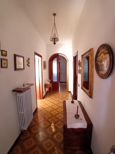 Image No.31-3 Bed Villa / Detached for sale
