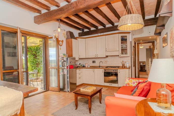 Image No.12-2 Bed Apartment for sale