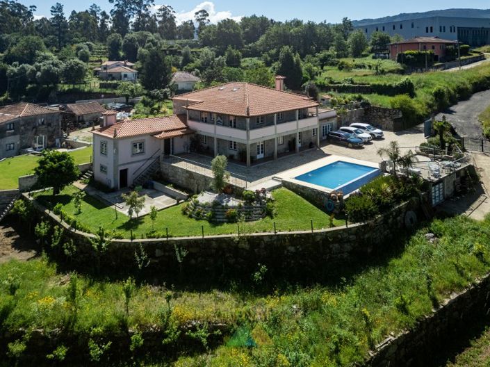 Image No.2-Ferme de 4 chambres à vendre à Ponte de Lima