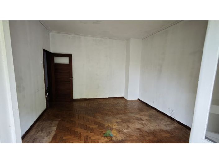 Image No.10-4 Bed Apartment for sale