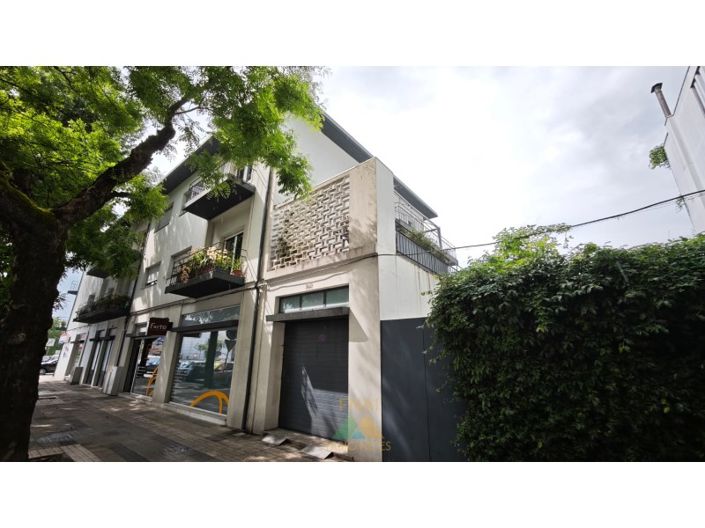 Image No.2-4 Bed Apartment for sale