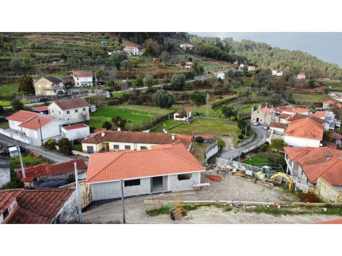 Image No.13-3 Bed House for sale