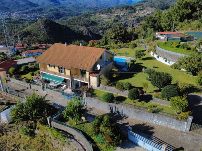 Image No.15-5 Bed House for sale