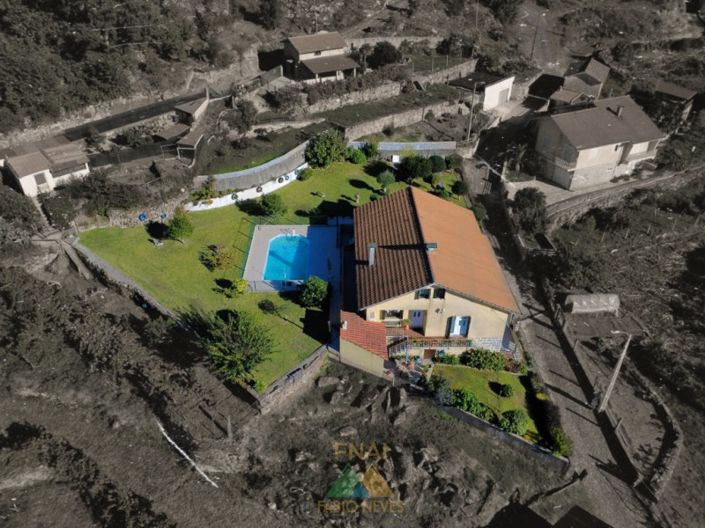 Image No.17-5 Bed House for sale