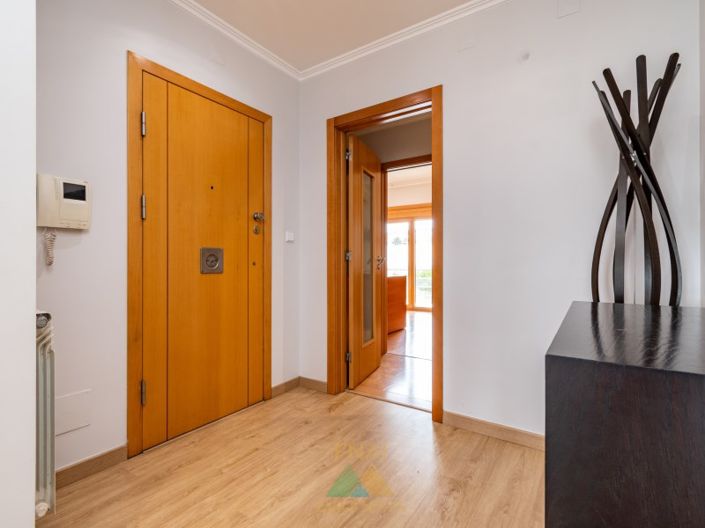 Image No.19-3 Bed Apartment for sale