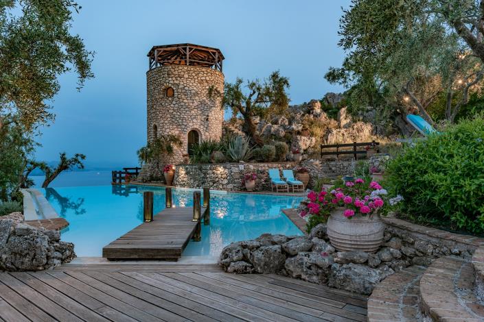 Image No.24-6 Bed Villa / Detached for sale