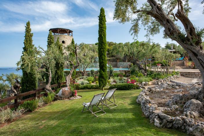 Image No.28-6 Bed Villa / Detached for sale