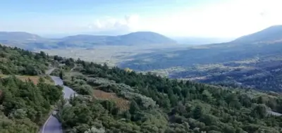 nikoli-hillside-estate-1
