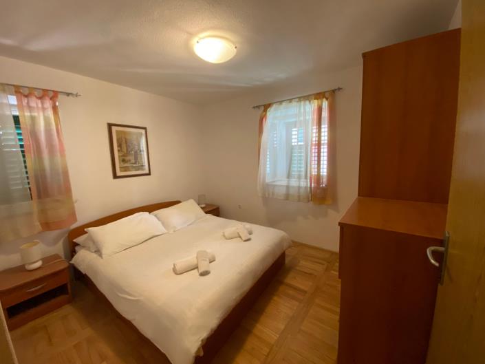 Image No.2-2 Bed House for sale