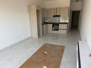 1 Bedroom Ground Floor Apartment close to ISOP private school in Mesa Choria