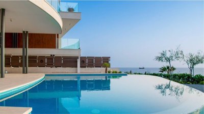 6 Bedroom Villa in Chloraka, Paphos
