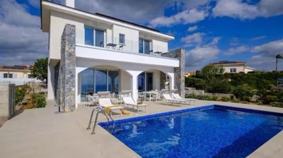 Modern 3 Bedroom Villa with Stunning Seaview’s in Pissouri.