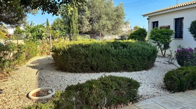 Spacious 4-Bedroom Corner Property in the Prestigious Secret Valley Golf Resort