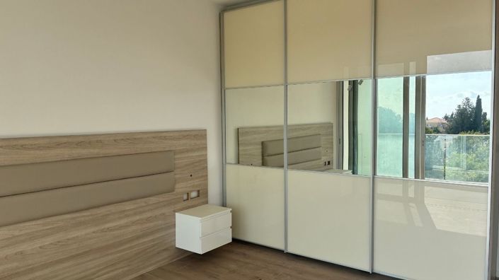 Image No.12-3 Bed Villa for sale