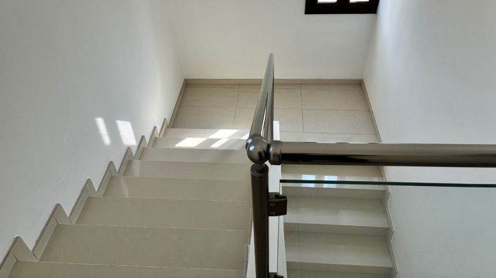 Image No.12-3 Bed Villa for sale