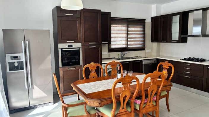 Image No.8-3 Bed Villa for sale
