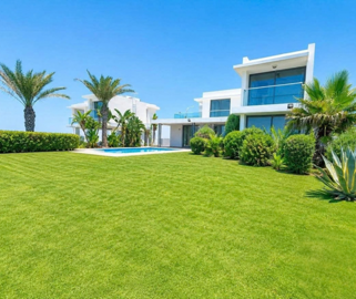 Frontline 3 Bedroom Villa in Ayia Napa,