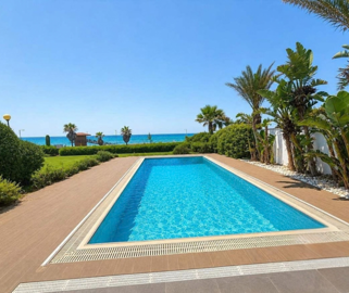 Frontline 3 Bedroom Villa in Ayia Napa,