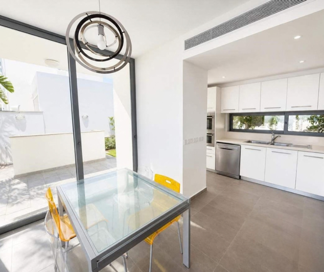 Image No.5-3 Bed Villa for sale