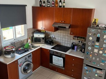 Charming 2-Bedroom Townhouse in Sought-After Konia Village, Paphos