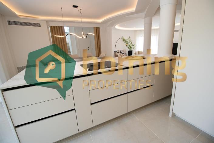 Image No.28-4 Bed House/Villa for sale