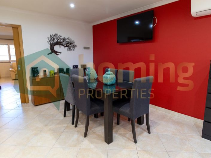 Image No.16-4 Bed House for sale