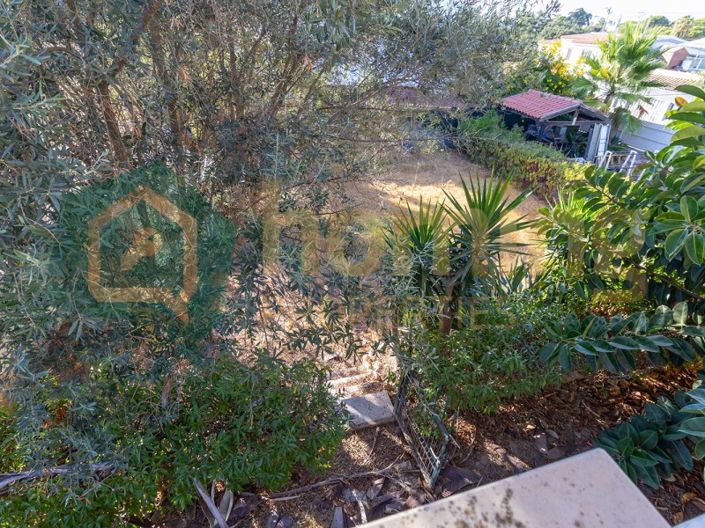 Image No.28-4 Bed House for sale