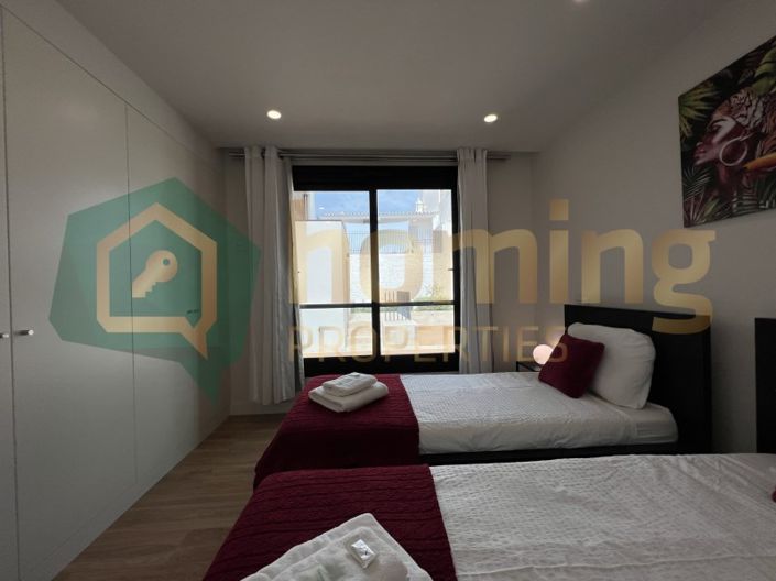 Image No.19-3 Bed Apartment for sale