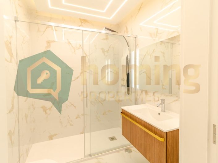Image No.24-3 Bed Apartment for sale