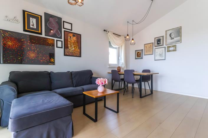 Image No.2-Appartement de 2 chambres à vendre à Porec