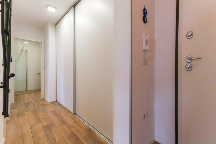 Image No.23-Appartement de 2 chambres à vendre à Porec