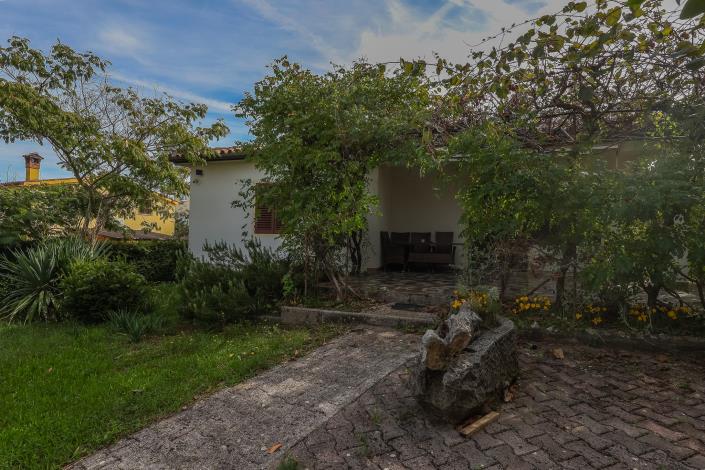 Image No.23-3 Bed Bungalow for sale