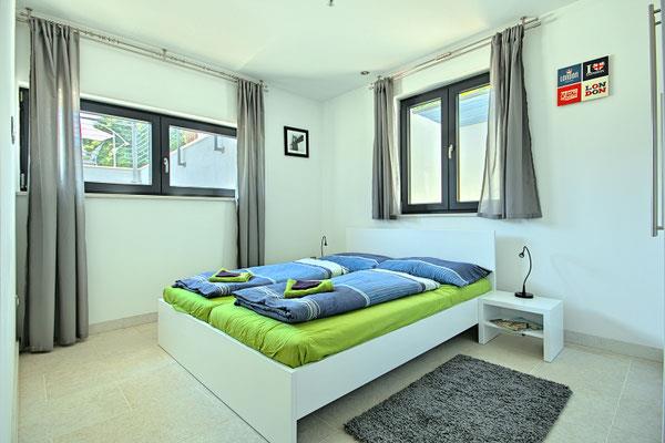 Image No.18-2 Bed Apartment for sale