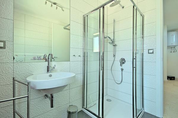 Image No.22-2 Bed Apartment for sale