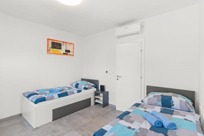 Image No.23-4 Bed House/Villa for sale