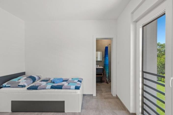 Image No.24-4 Bed House/Villa for sale