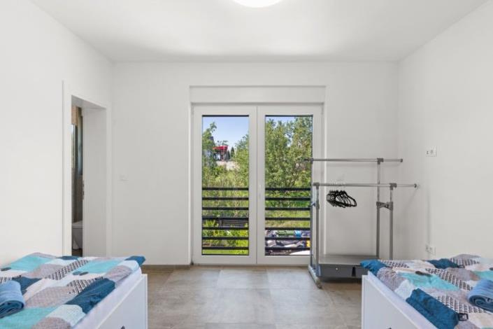 Image No.25-4 Bed House/Villa for sale