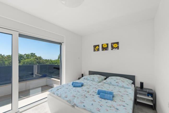 Image No.28-4 Bed House/Villa for sale