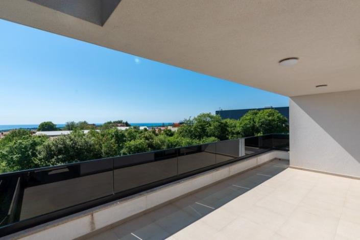 Image No.30-4 Bed House/Villa for sale