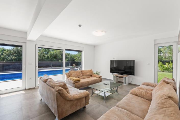 Image No.6-4 Bed House/Villa for sale