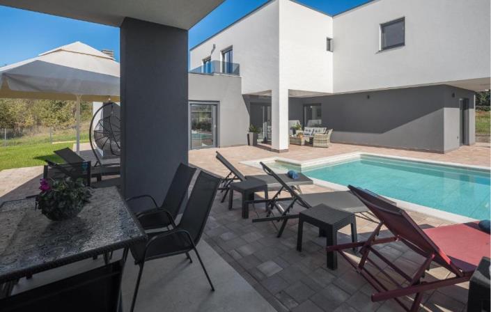 Image No.3-4 Bed House/Villa for sale
