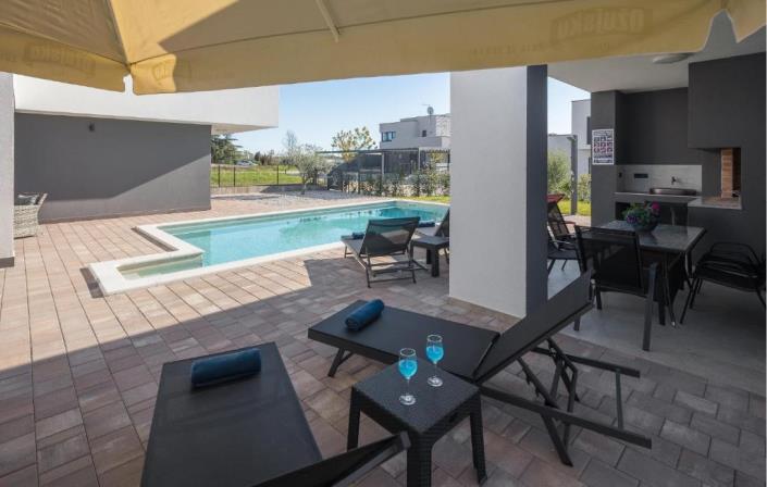 Image No.30-4 Bed House/Villa for sale